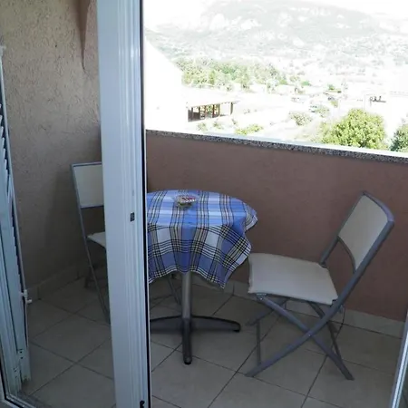 In Mit Eigenem Balkon Und Meerblick By Interhome Apartmán