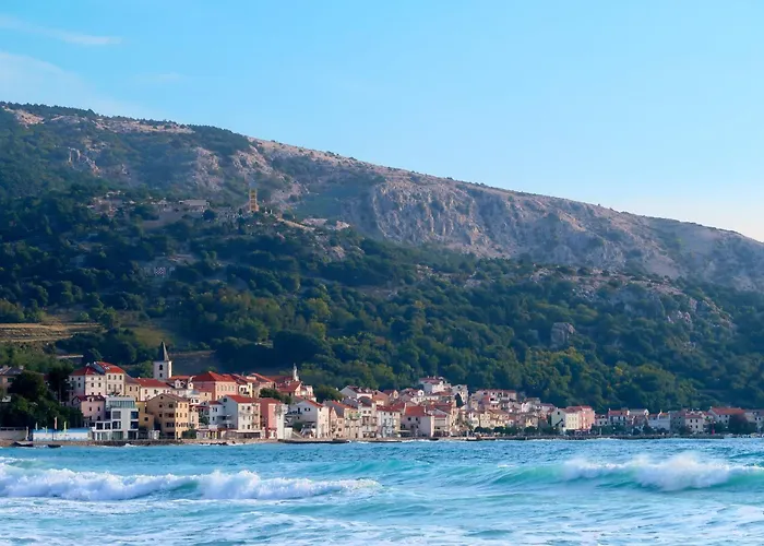 In Mit Eigenem Balkon Und Meerblick By Interhome